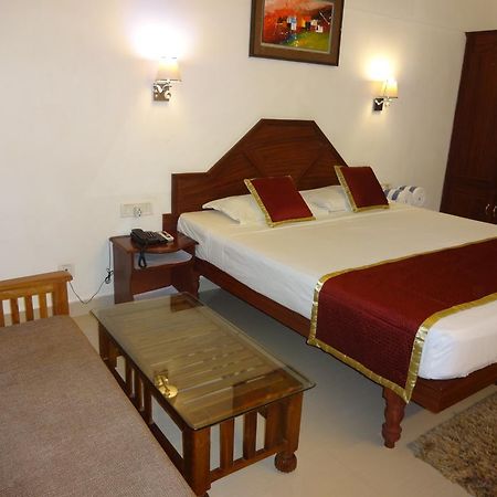 Chakra Ayurvedic Resort Kovalam Εξωτερικό φωτογραφία