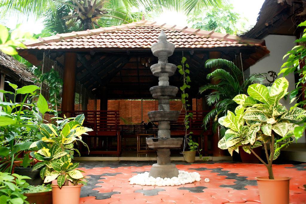 Chakra Ayurvedic Resort Kovalam Εξωτερικό φωτογραφία