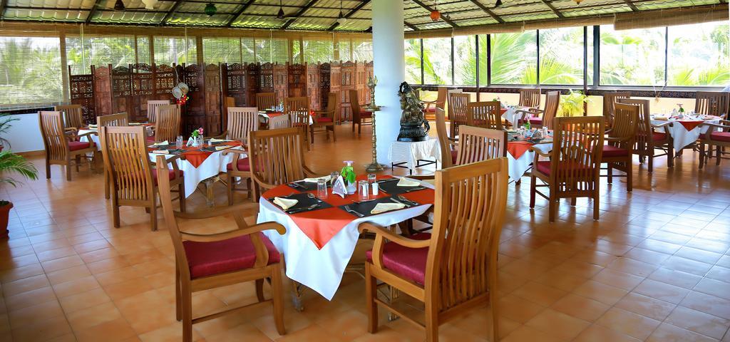 Chakra Ayurvedic Resort Kovalam Εξωτερικό φωτογραφία
