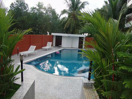 Chakra Ayurvedic Resort Kovalam Εξωτερικό φωτογραφία