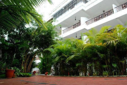 Chakra Ayurvedic Resort Kovalam Εξωτερικό φωτογραφία